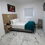Hotel Serenity Inn